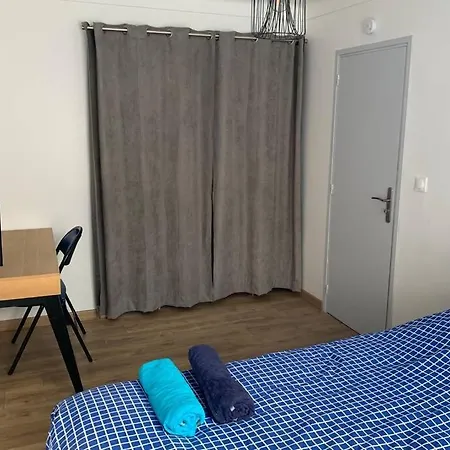 Апартаменты Grand F4 En Centre Ville Proche Gare Et Mer Ницца
