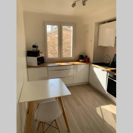 Grand F4 En Centre Ville Proche Gare Et Mer Апартаменты *