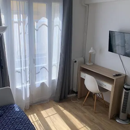 Grand F4 En Centre Ville Proche Gare Et Mer Апартаменты Ницца
